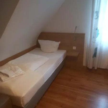 Отель Krone Bad Cannstatt