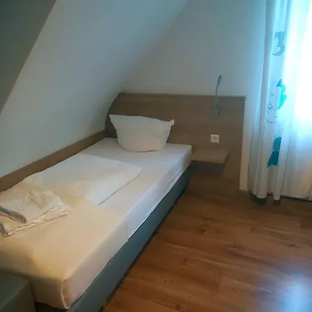 Krone Bad Cannstatt Штутгарт